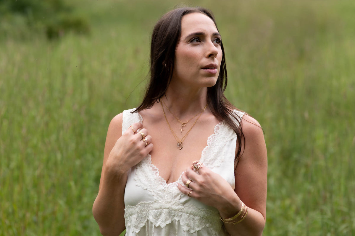 More Precious Delicate Pendant Necklace